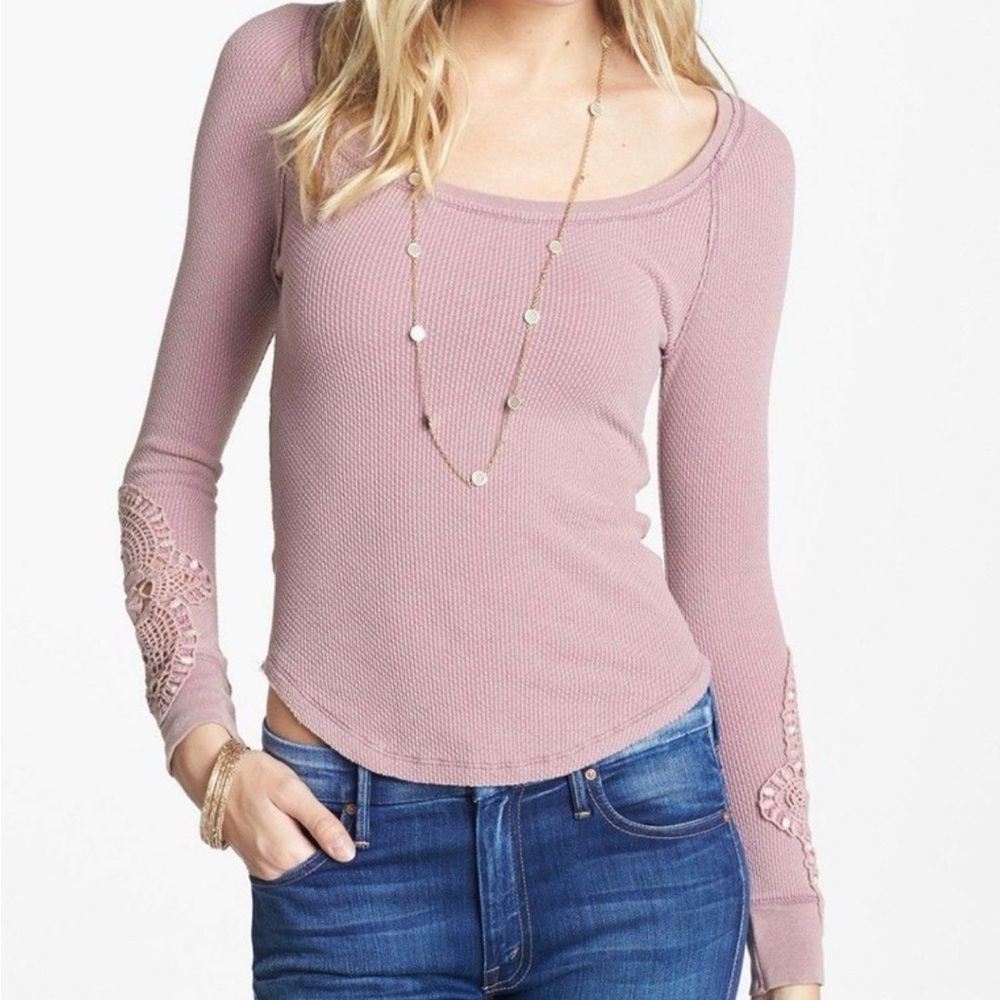 Free People Synergy Dusty Rose Mauve Thermal Long Slee T-shirt Crochet Cuffs XS